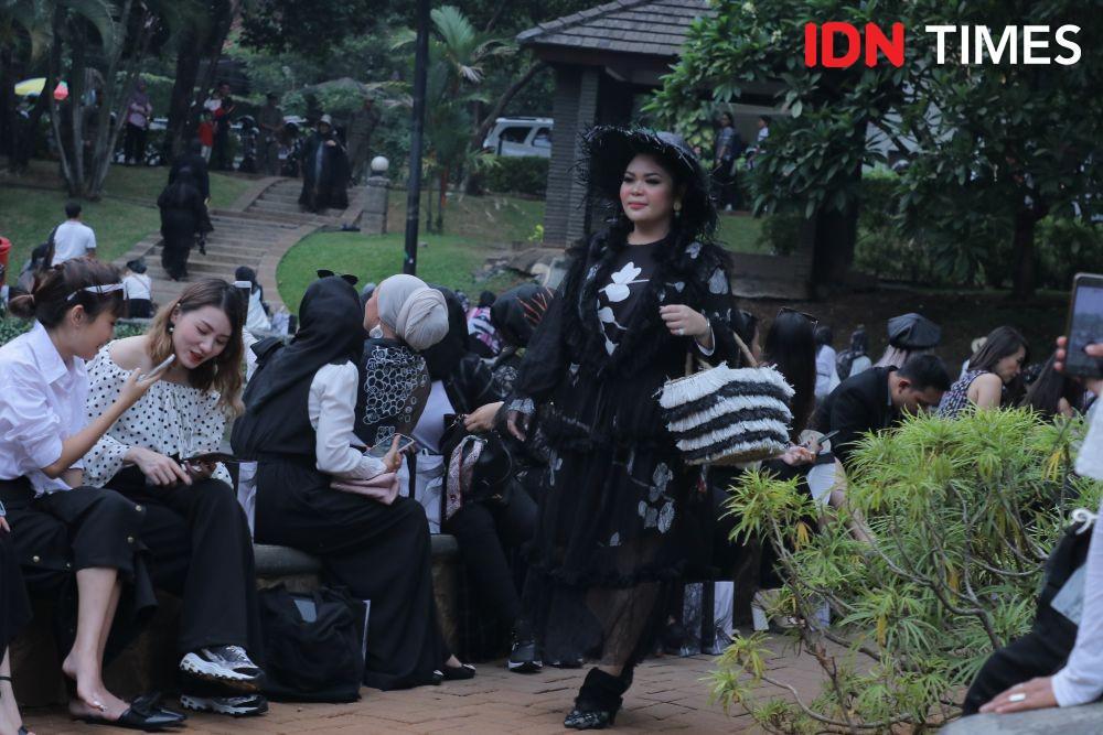 Fashion Show Koleksi Asmara. 20 November 2019. IDN Times/Geralda Talitha