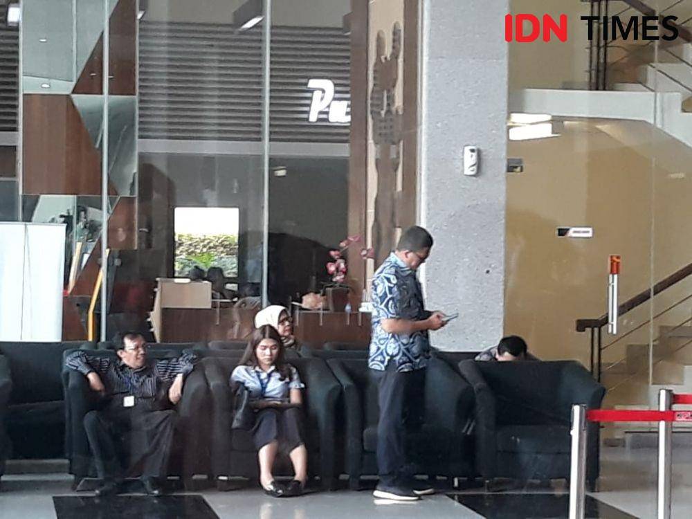 Dirut Jasa Marga Desi Arryani penuhi panggilan KPK (IDN Times/Fitang Budhi Adhitia)