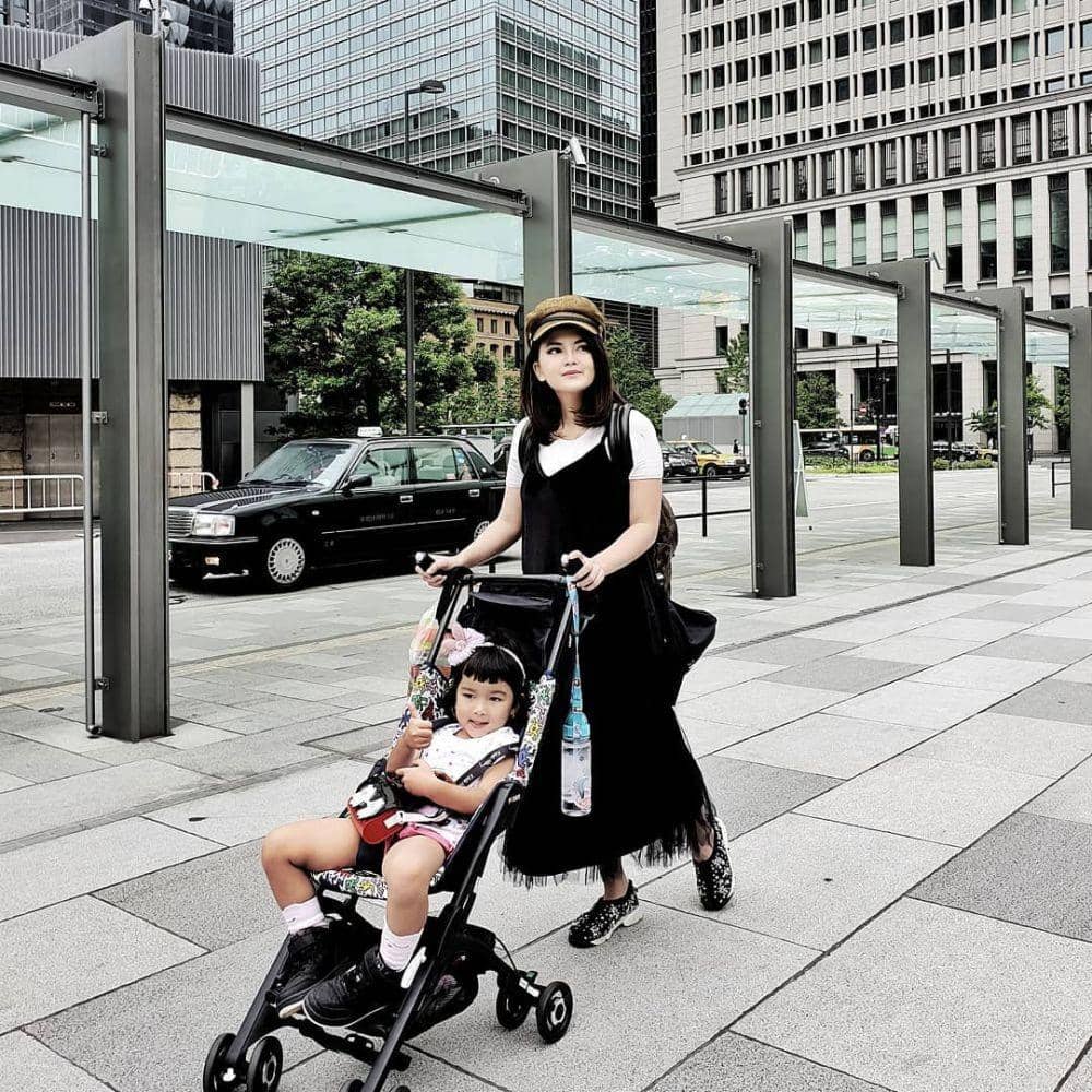 Instagram.com/taniaputri1707