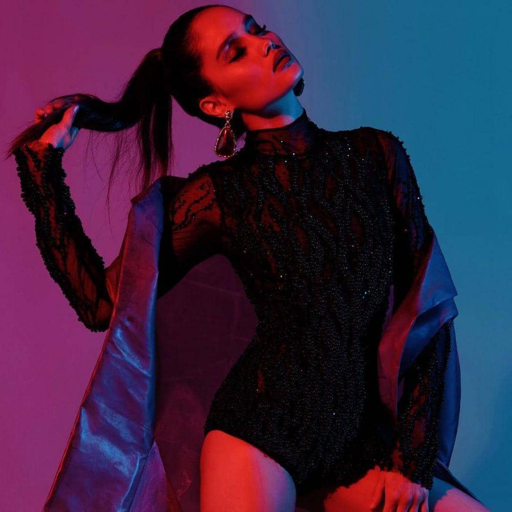 Terjebak Toxic Relationship, Ini Lirik Lagu "Caliente" Cinta Laura