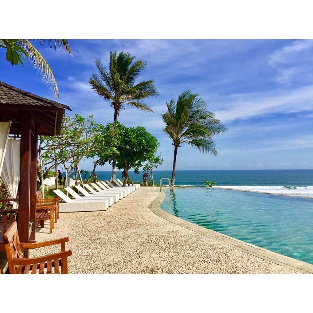 instagram.com/queenofthesouth_resort