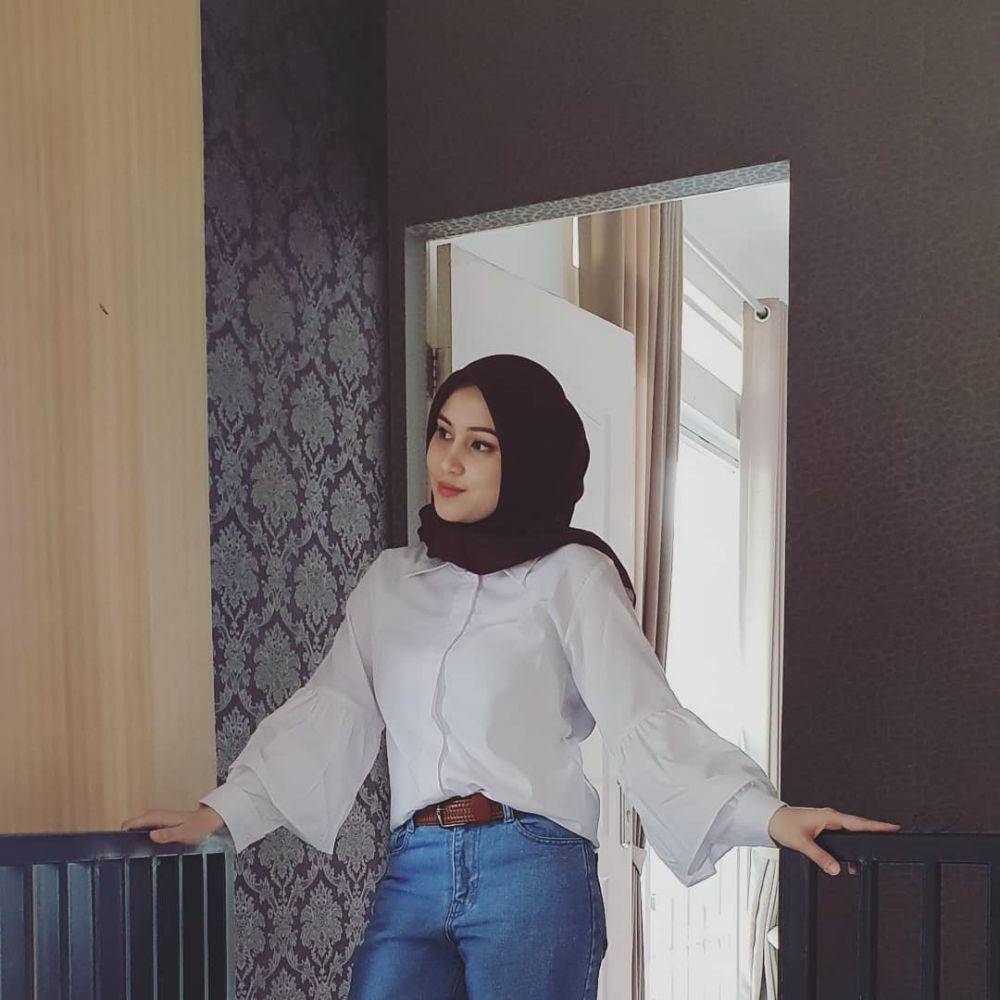 instagram.com/kikiazhari.hf