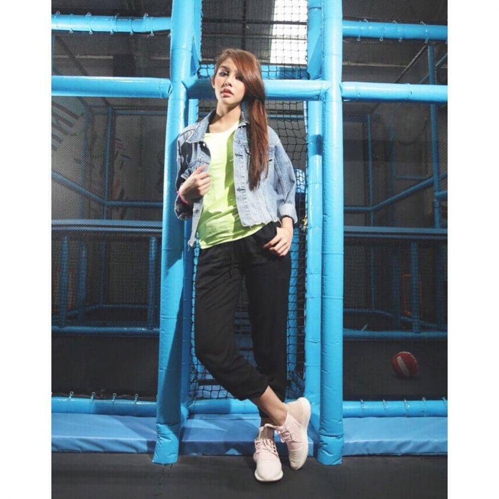 Instagram/vaneshaass