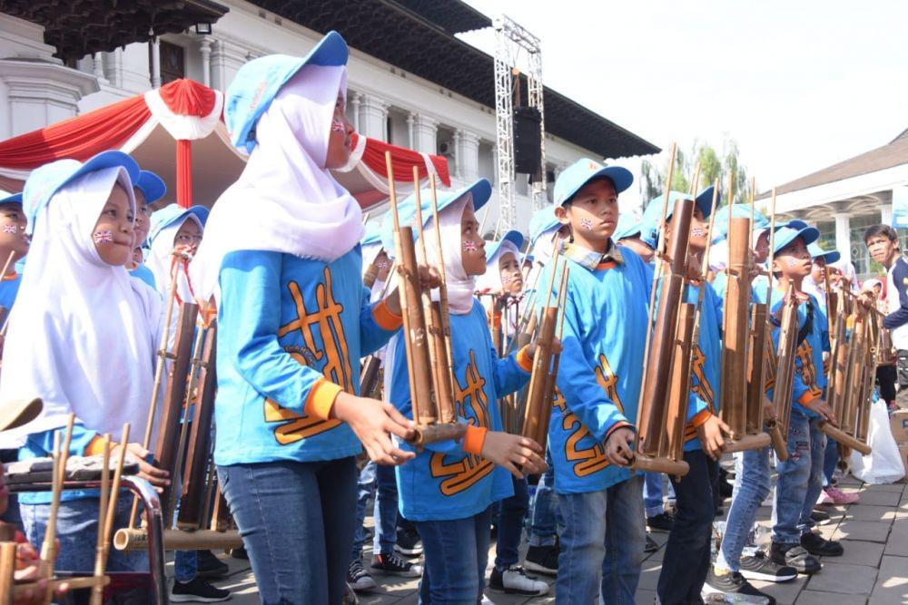 Ajak Pelajar se-Jabar, Angklung's Day 2019 Resmi Dibuka di Gedung Sate