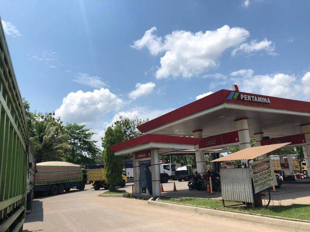 Pertamina klaim sudah memberikan sesuai stok yang diatur pemerintah (IDN Times/Rangga Erfizal)
