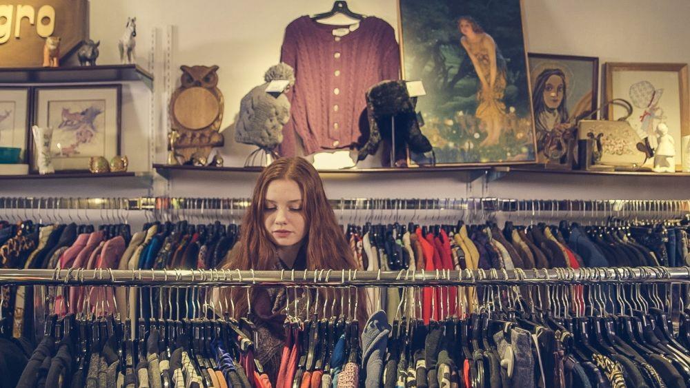 Tampil Kece Sambil Menjaga Lingkungan dengan Sustainable Fashion