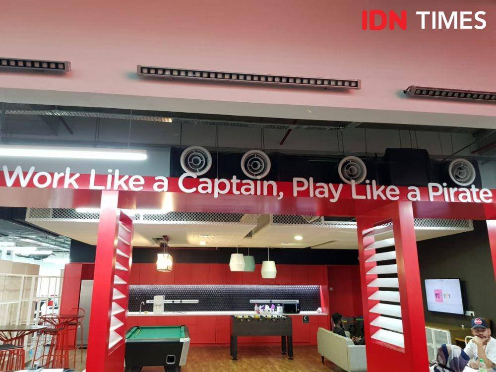 (Suasana kantor pusat AirAsia di Kuala Lumpur) IDN Times/Santi Dewi