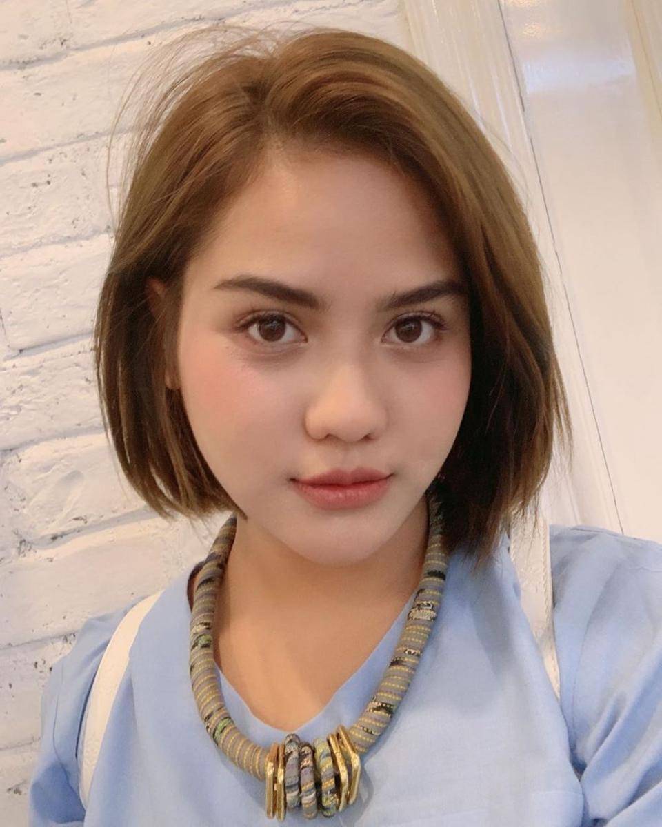 Instagram.com/mytha_lestari