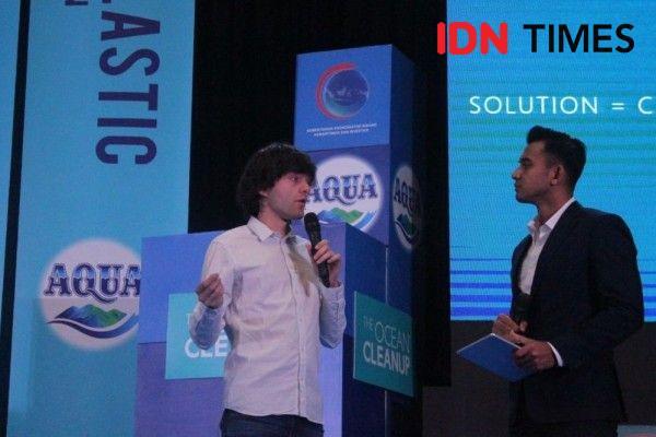 Danone-AQUA Berkolaborasi dengan Anak Muda Bersihkan Sungai di Jakarta