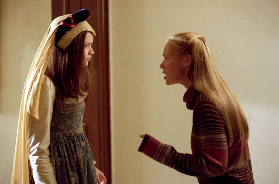 facebook.com/GilmoreGirls
