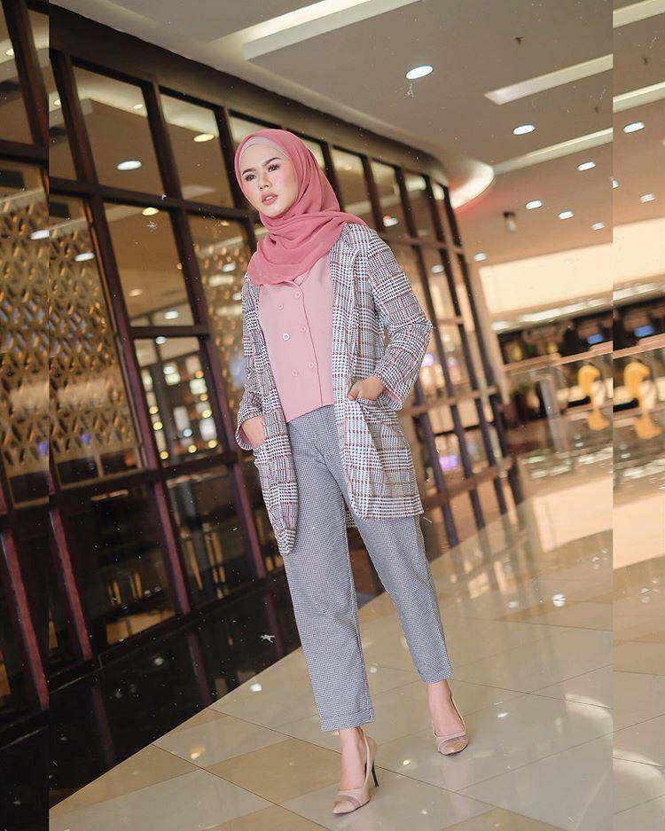 instagram.com/nabilrach