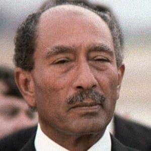 https://www.biography.com/political-figure/anwar-el-sadat