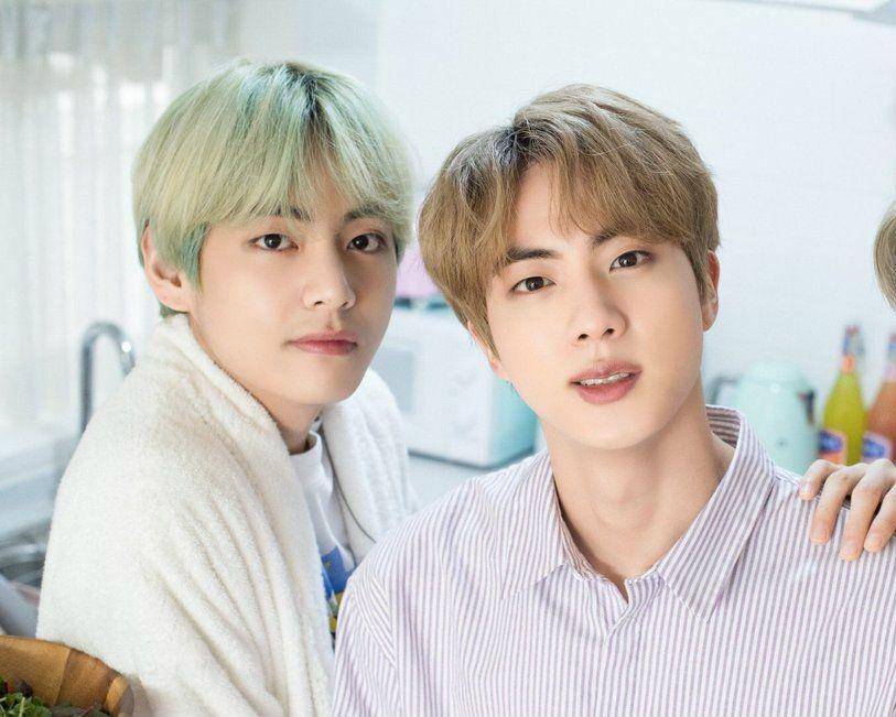 Twitter.com/BTS_twt