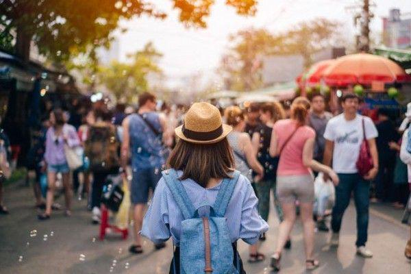 Stop Berpikir Negatif, Ini 5 Alasan Seseorang Cuma Punya Sedikit Teman