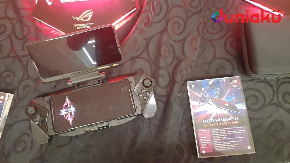 ROG Phone II Kunai Controller. duniaku.com/Adhitya Daniel