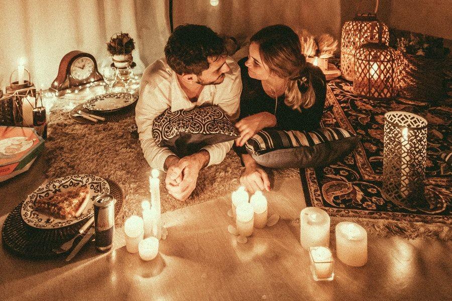 6 Kado Ulang Tahun Suami yang Bikin Makin Sayang, Murah tapi Romantis