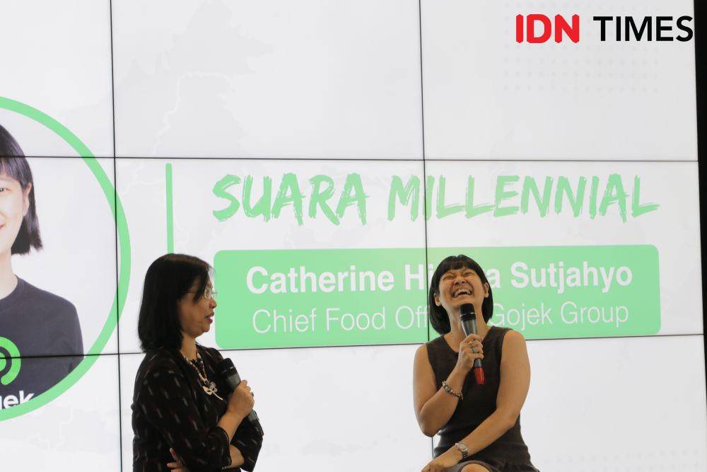 Catherine Hindra Sutjahyo (Chief Food Officer, Gojek Group) dalam acara Suara Millenial di kantor HQ IDN Media pada tanggal 28 November 2019 (IDN Times/Arief Kharisma Putra)