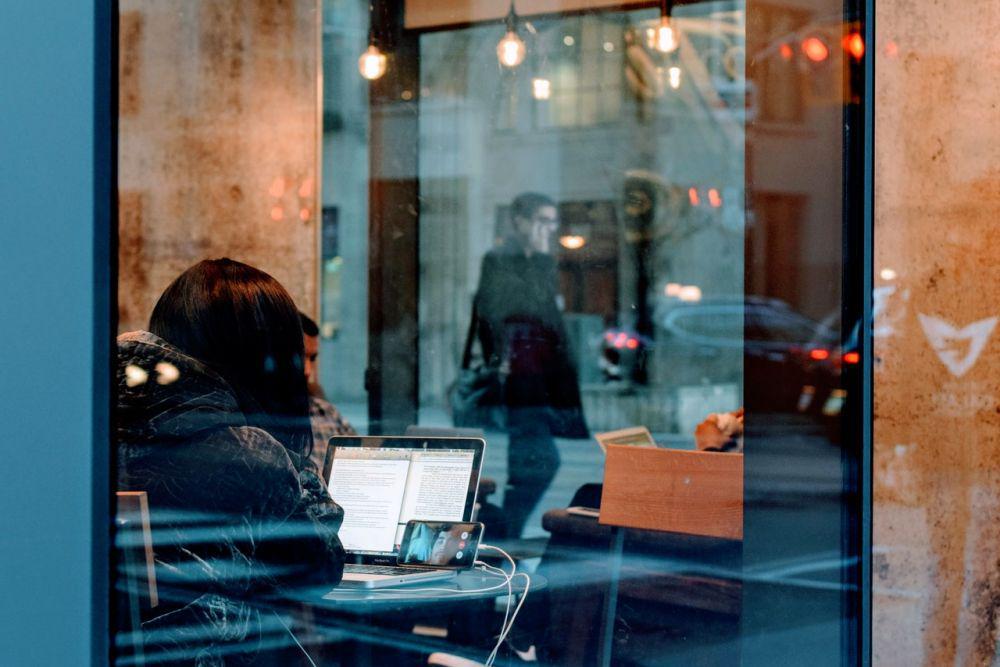 Pexels.com/Tim Gouw