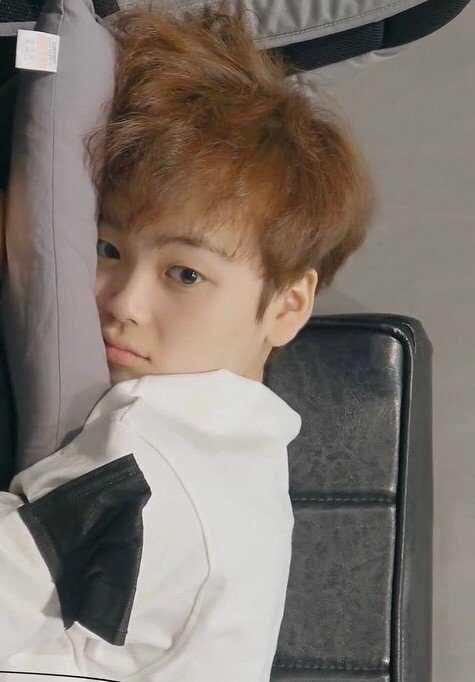 Twitter/#HAPPY_18th_HJDAY