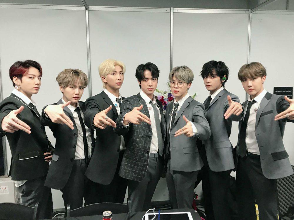 Twitter.com/#MMAs2019