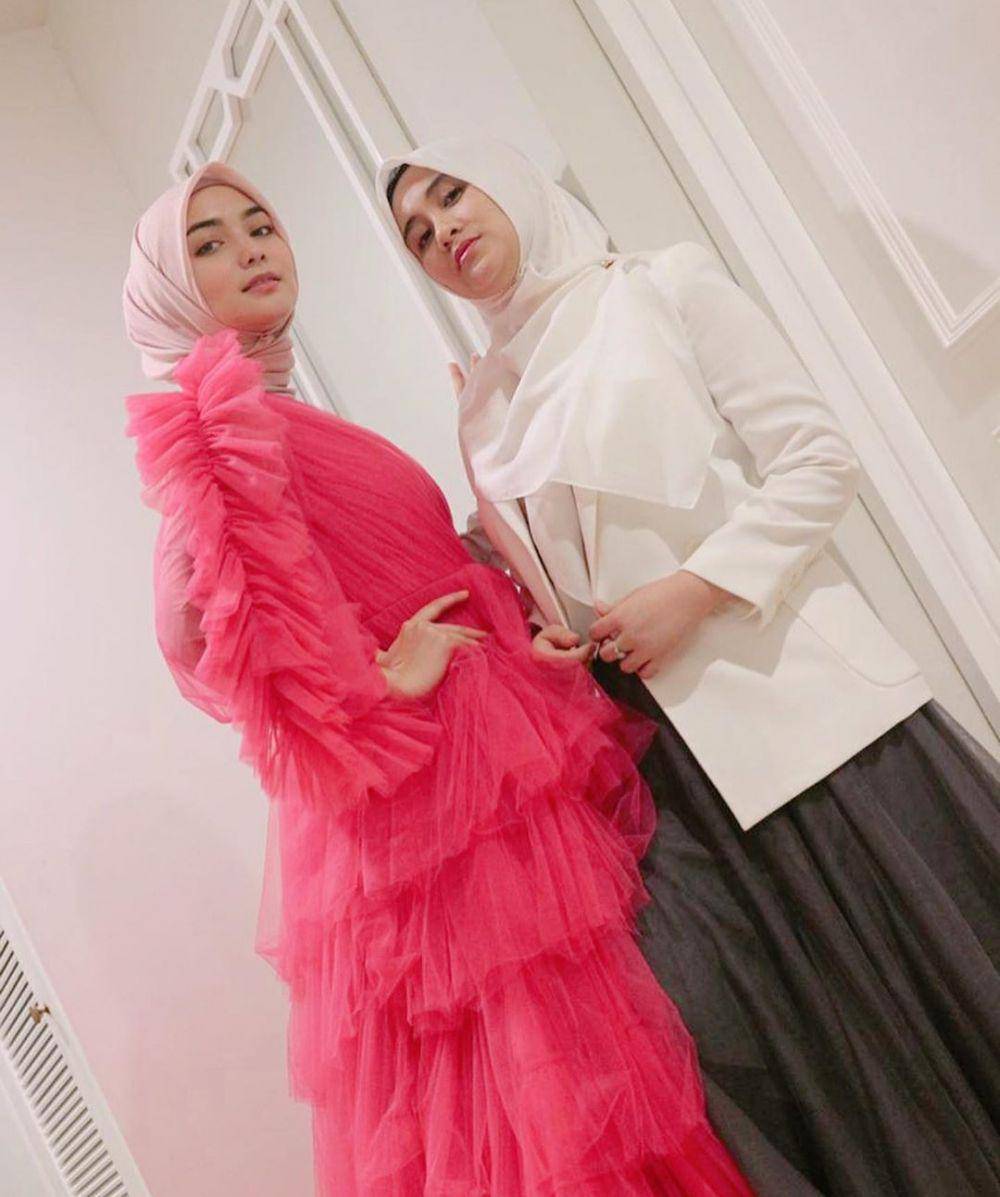 Instagram/ryana_dea