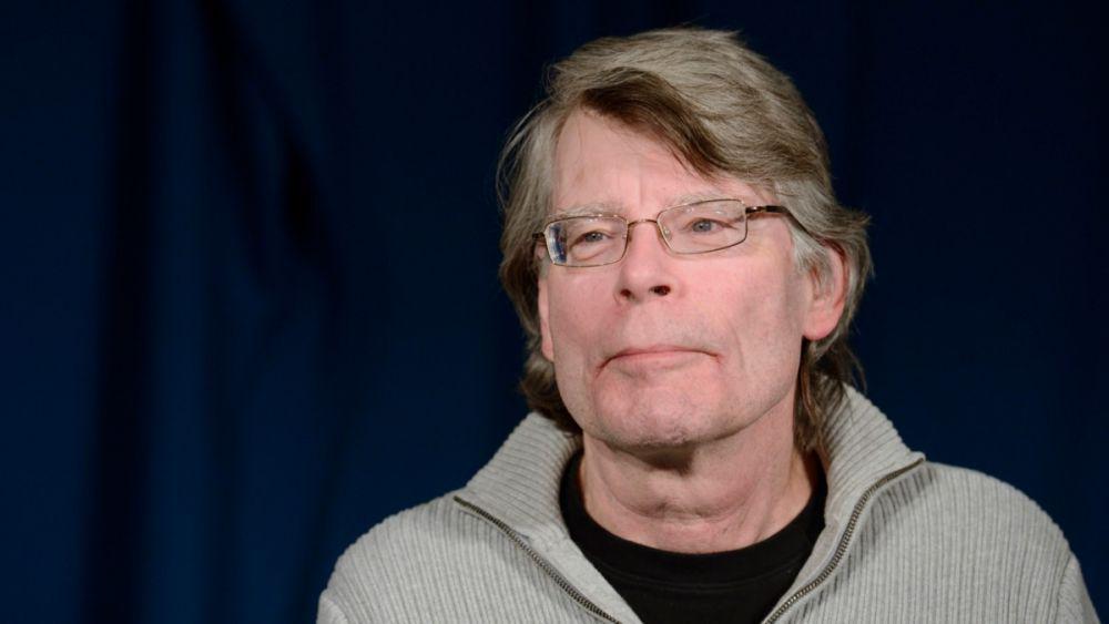 5 Karya Stephen King yang Kayaknya Mustahil Diangkat ke Layar Lebar