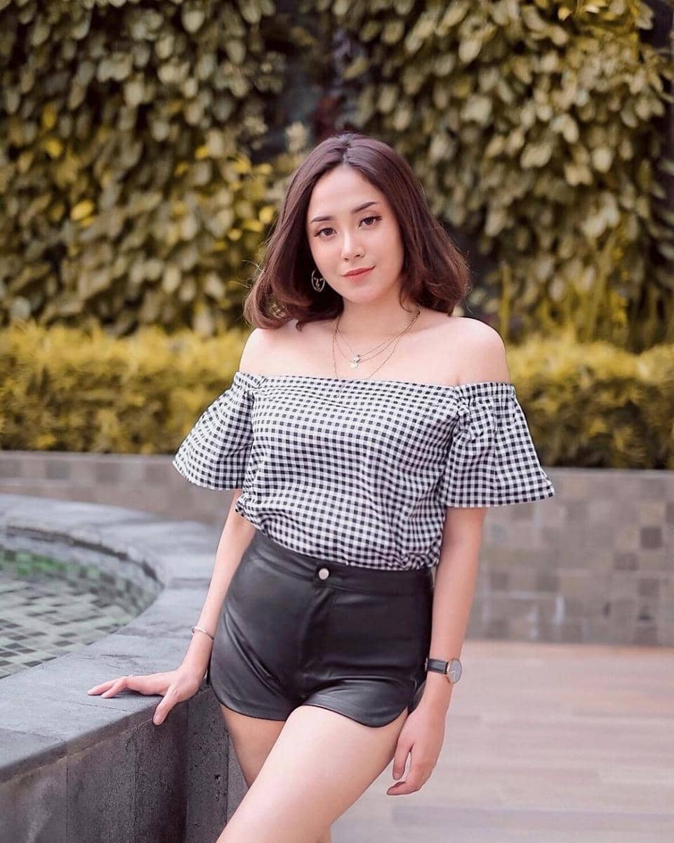 instagram.com/ginameidinaa