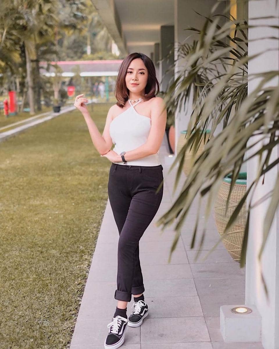 instagram.com/ginameidinaa