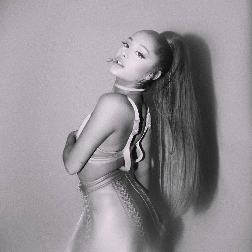 instagram.com/arianagrande