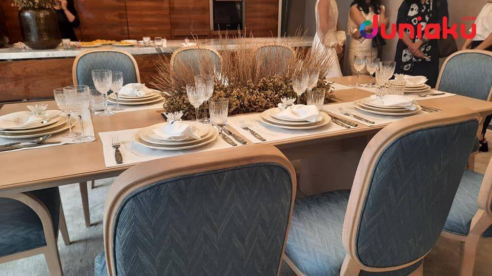 Dinnerware Alice Collection. duniaku.com/Adhitya Daniel