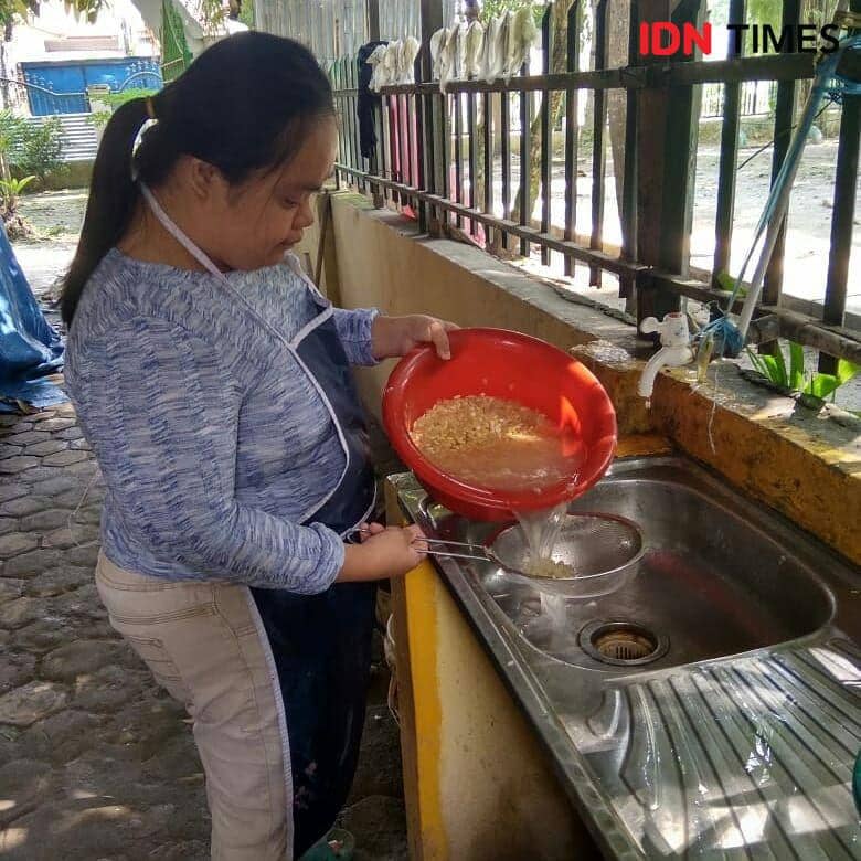 Hari Disabilitas Internasional, Mereka Berkreasi Lewat Produksi Tempe