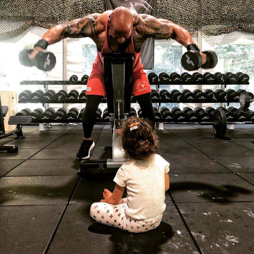 instagram.com/therock