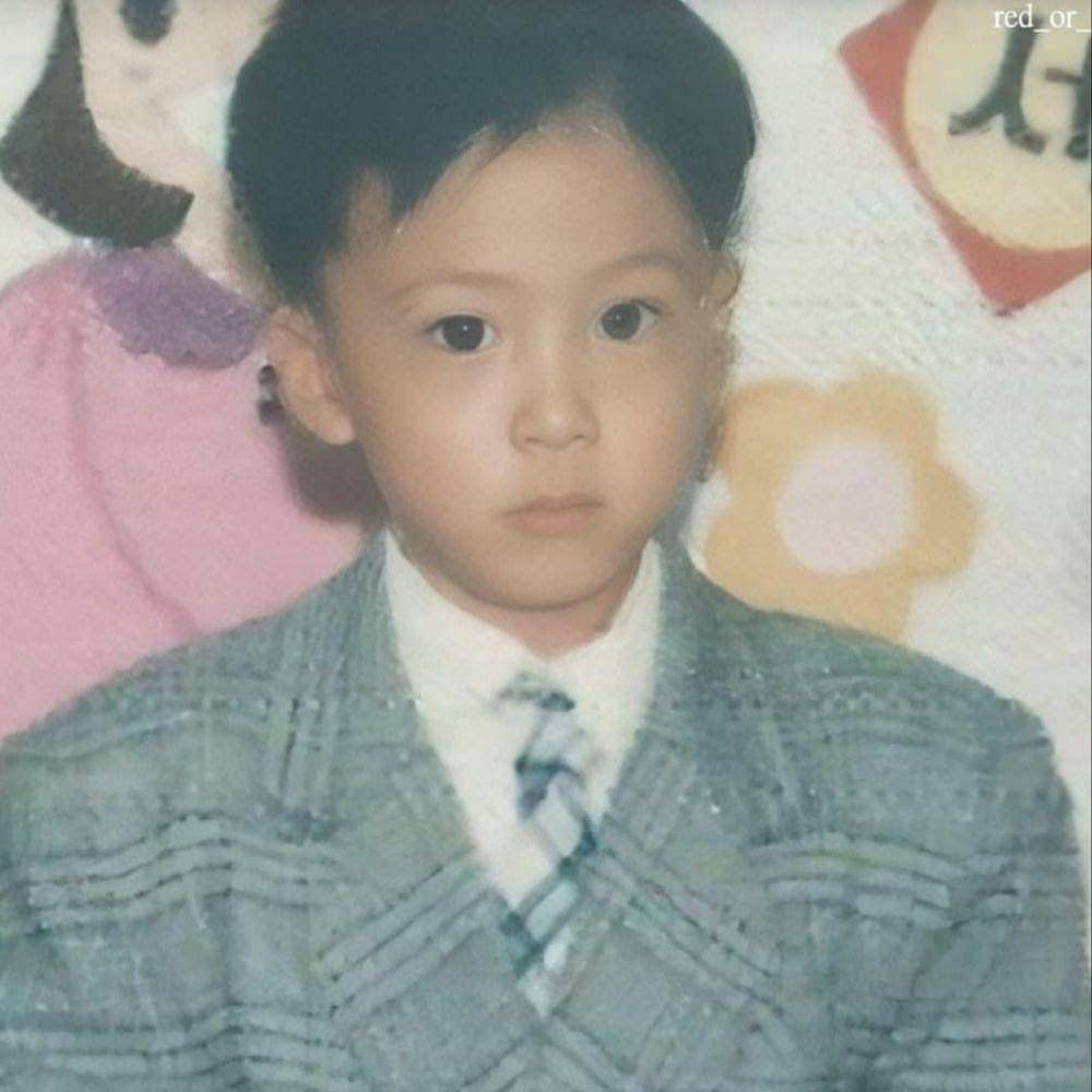 twitter.com/jinswholeworld