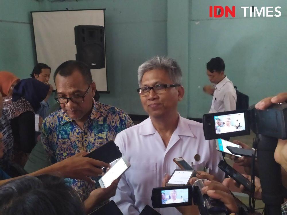 Kepala Dispertaru Krido Suprayitno DIY saat memberikan keterangan kepada wartawan di Balai Desa Bokoharjo, Rabu (4/12). IDN Times/ Siti Umaiyah