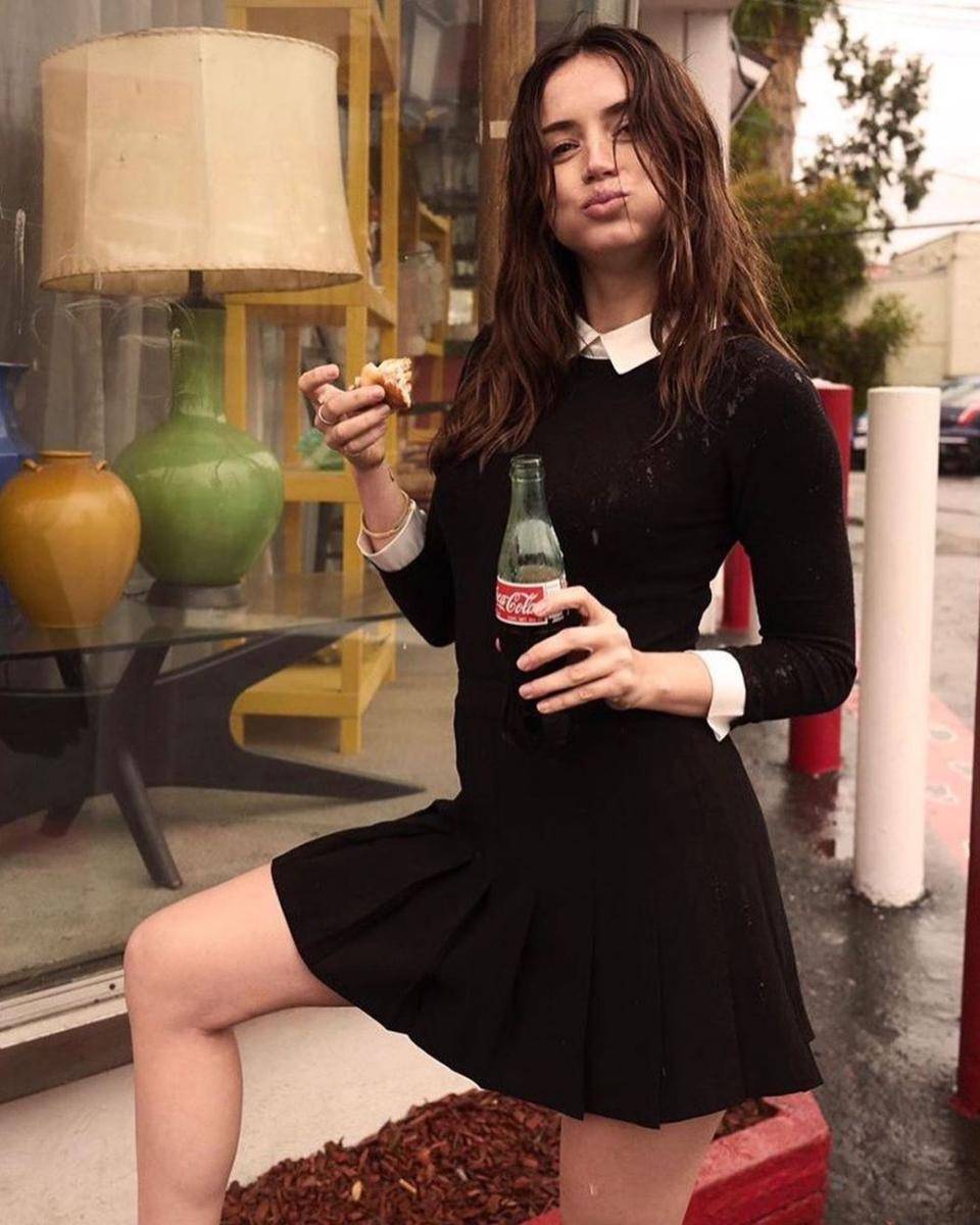 instagram.com/ana_d_armas