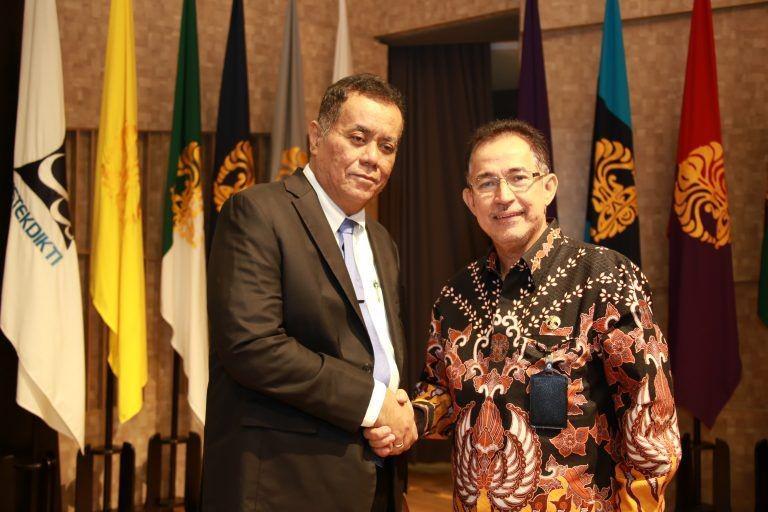 [BREAKING] Rektor UI Ari Kuncoro Mundur dari Posisi Komisaris BRI