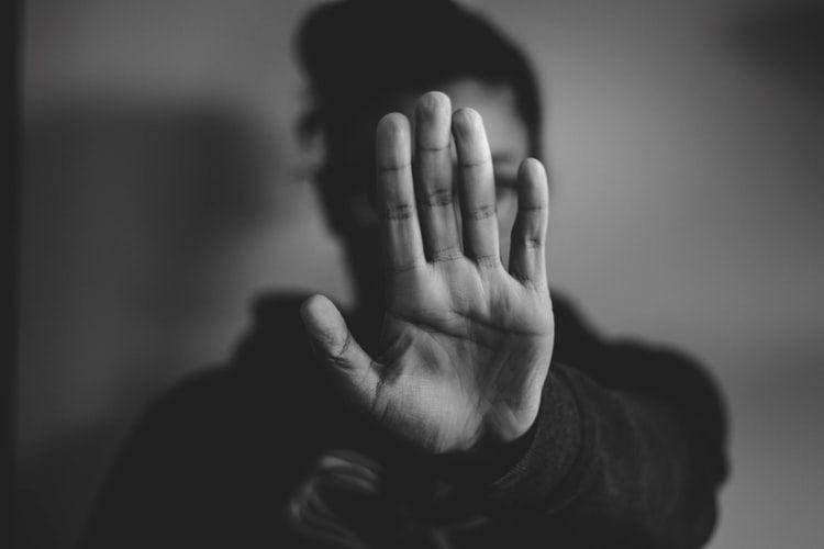 https://unsplash.com/@nadineshaabana
