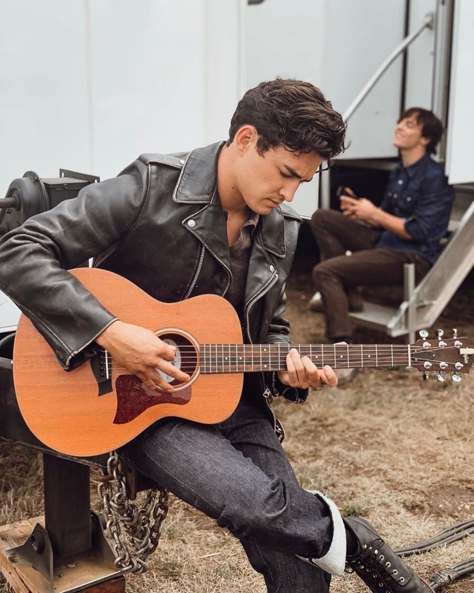 Instagram.com/gavinleatherwood