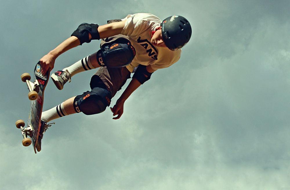 5 Cara Bermain Skateboard untuk Pemula, Ketahui Teknik Dasarnya