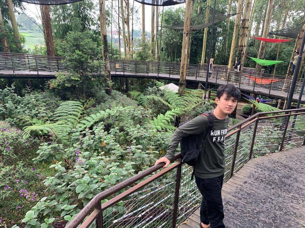 Beranjak Dewasa, 10 Potret Difa Riyansyah yang Bikin Jatuh Hati