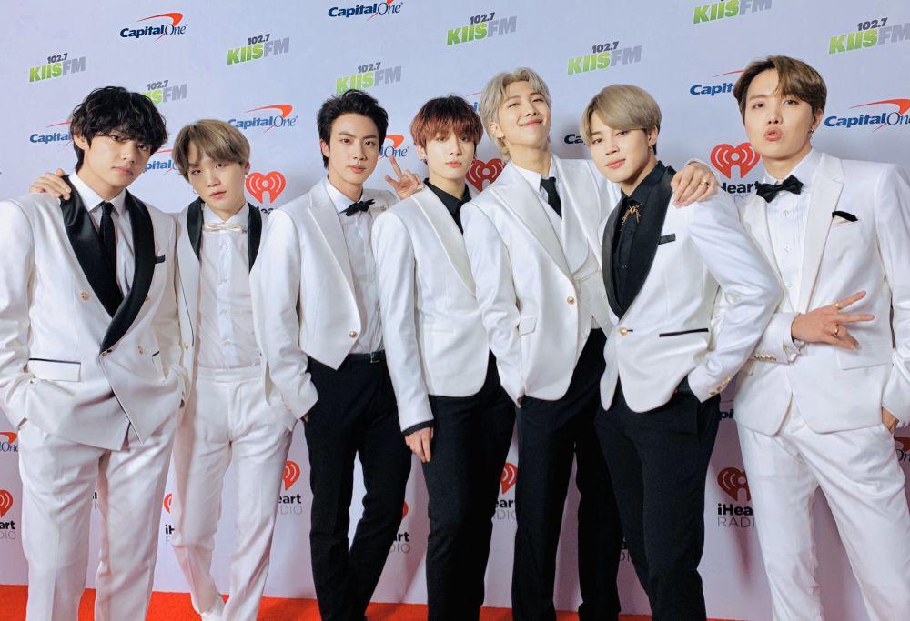 Selain Korea, 7 Lagu Jepang BTS Ini Wajib Banget Kamu Dengar