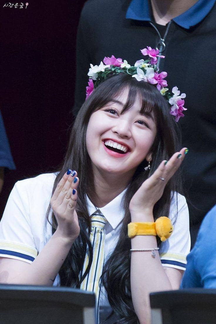 twitter.com/Jihyo_Az_0201