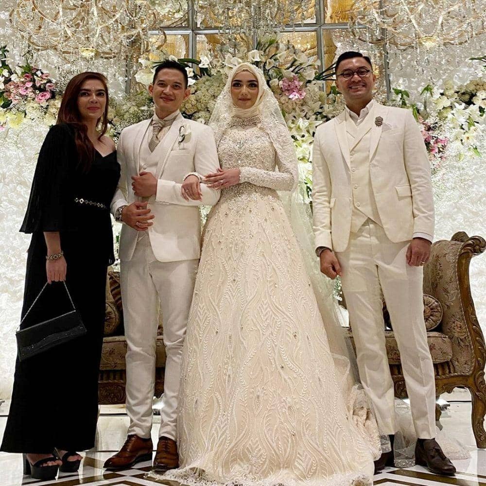 instagram.com/anjasmara