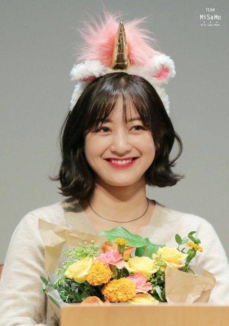 twitter.com/twicerchive