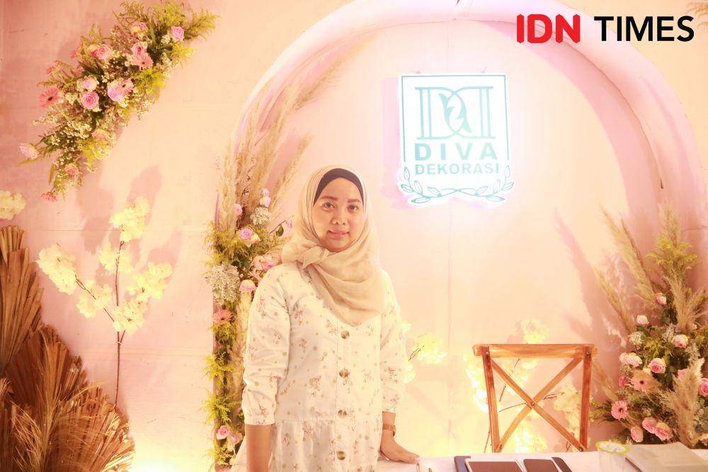 Sofi, Diva Dekorasi di Wedding Fair Surabaya 2019 di Convention Hall Tunjungan Plaza 3. 7 Desember 2019. IDN Times/Fajar Laksmita