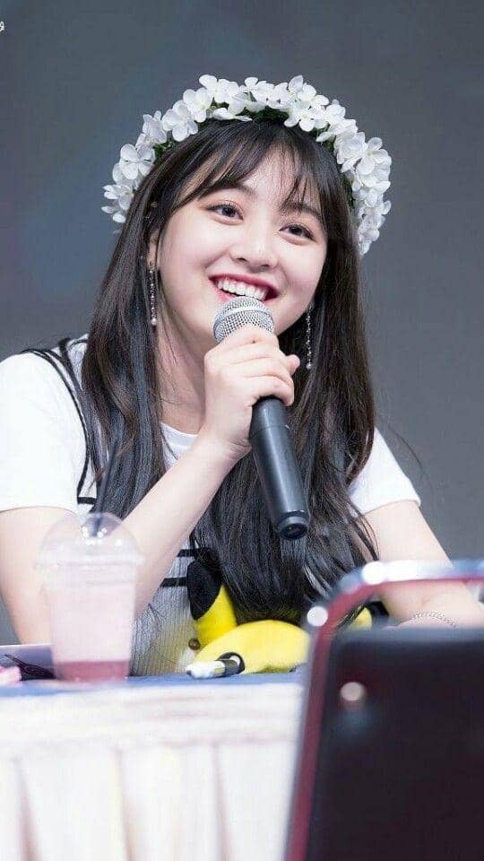 twitter.com/twicerchive