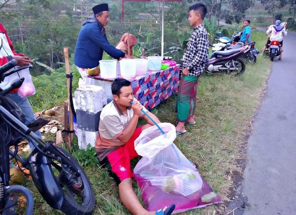 Antimainstream, 9 Cara Menikmati Minuman Ini Sungguh Gokil Abis!