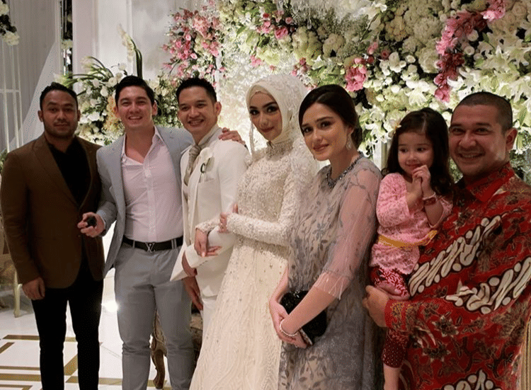 instagram.com/yaswildblood