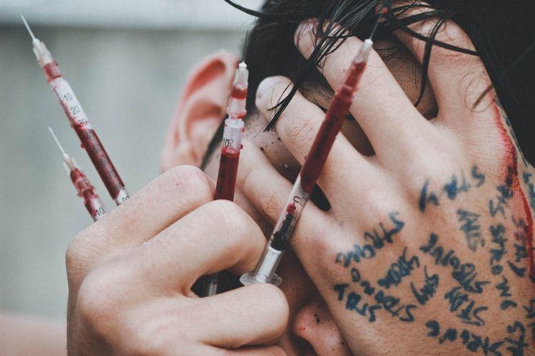 unsplash.com/ @dearferdo