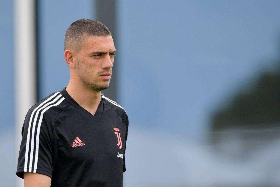 Bek Juventus Ini Dikabarkan Jadi Incaran Pertama Mourinho di Tottenham